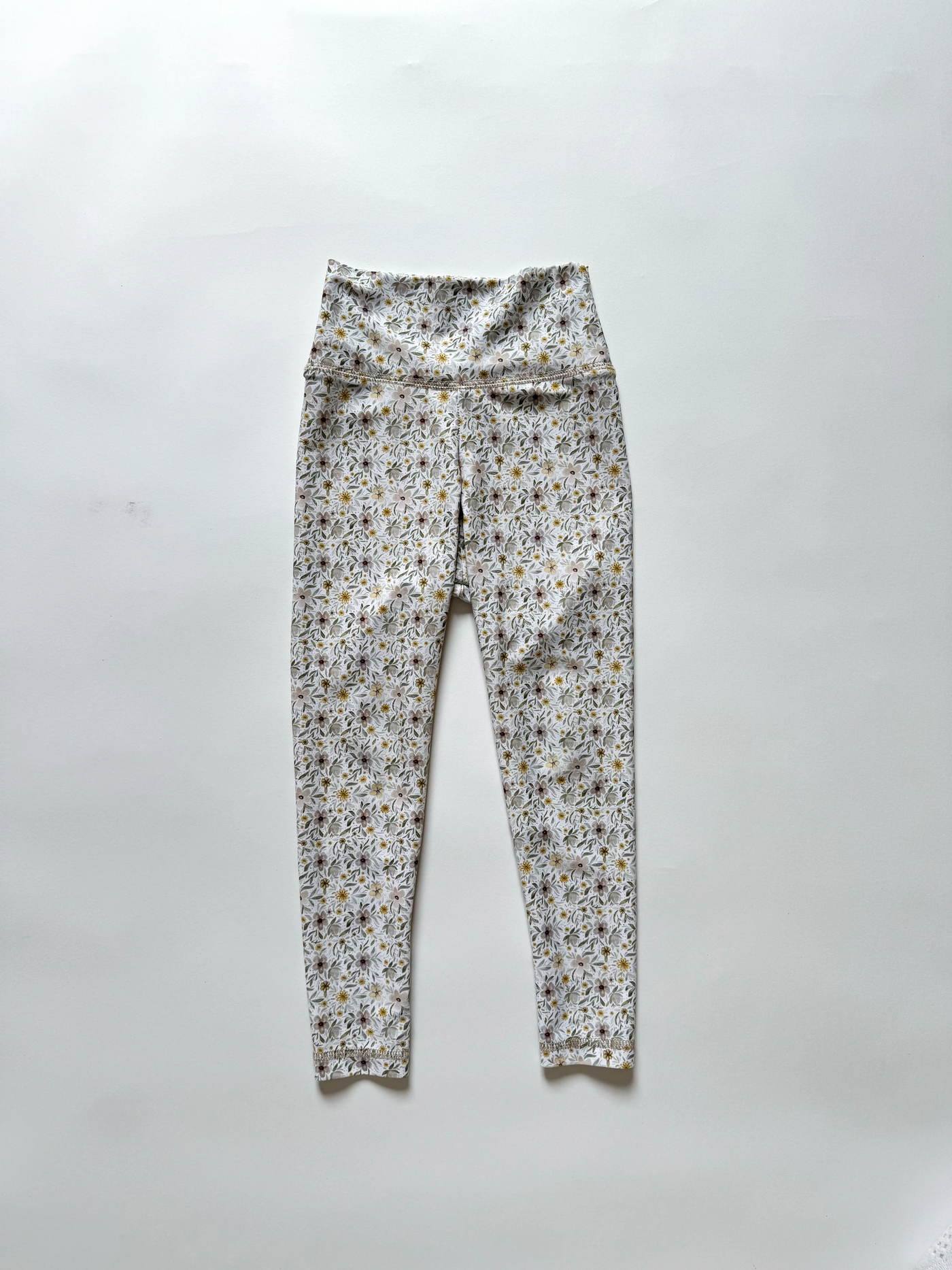 Almond Floral Legging