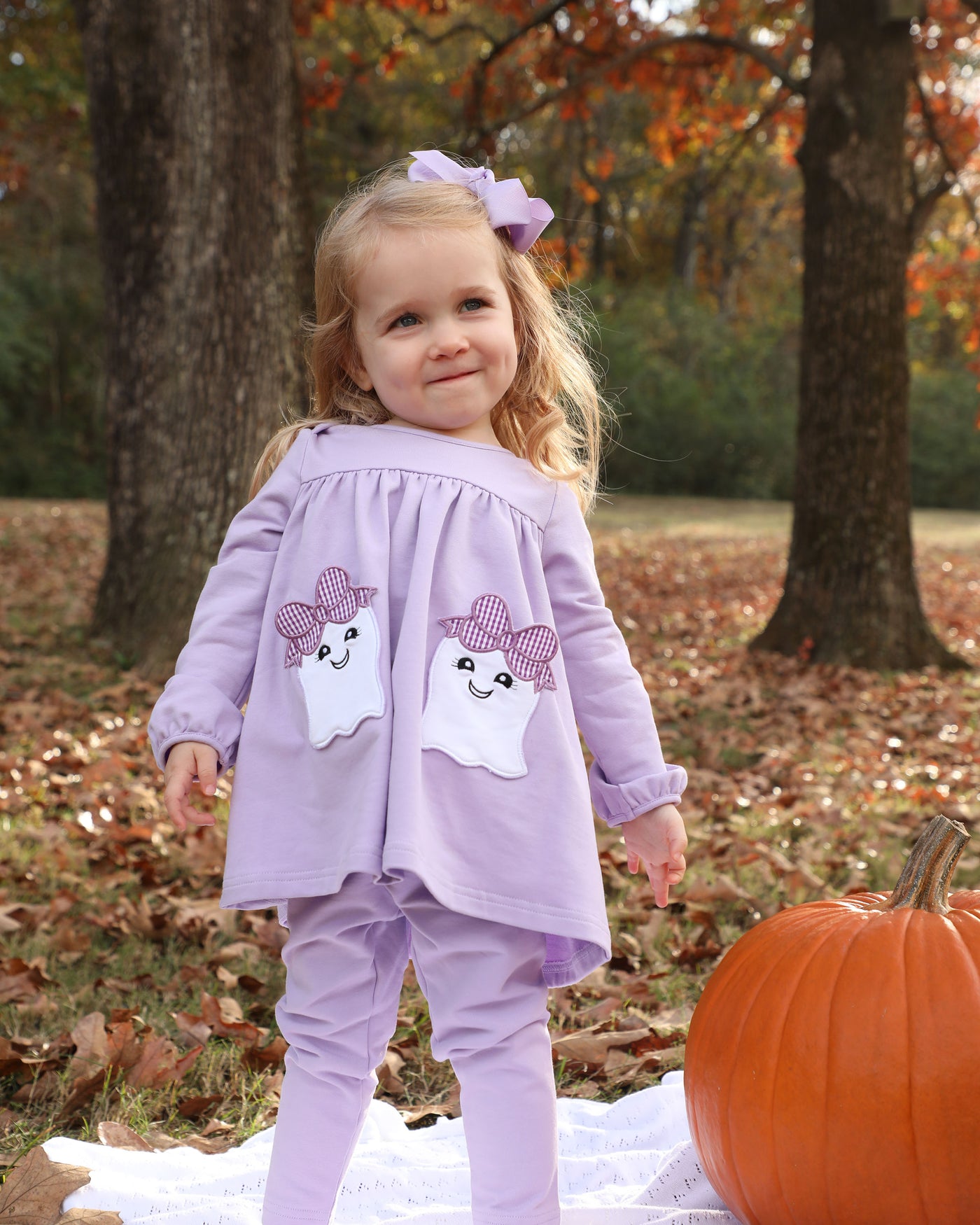 Tabby Tunic and Leggings: Bow Boo