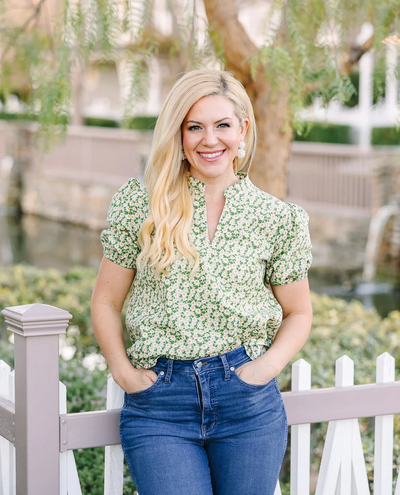 Brooke Top in Green Daisies