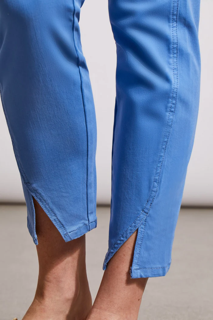 PULL-ON ANKLE PANT WITH FRONT SLIT